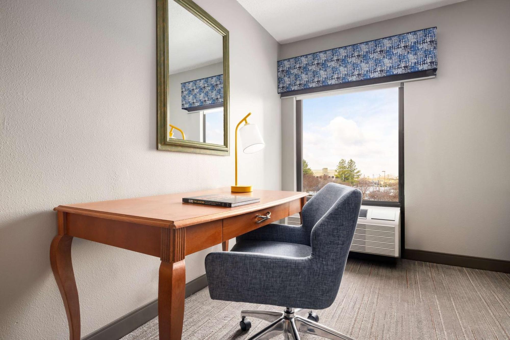 Hampton Inn Memphis-Walnut Grove/Baptist East Eksteriør billede