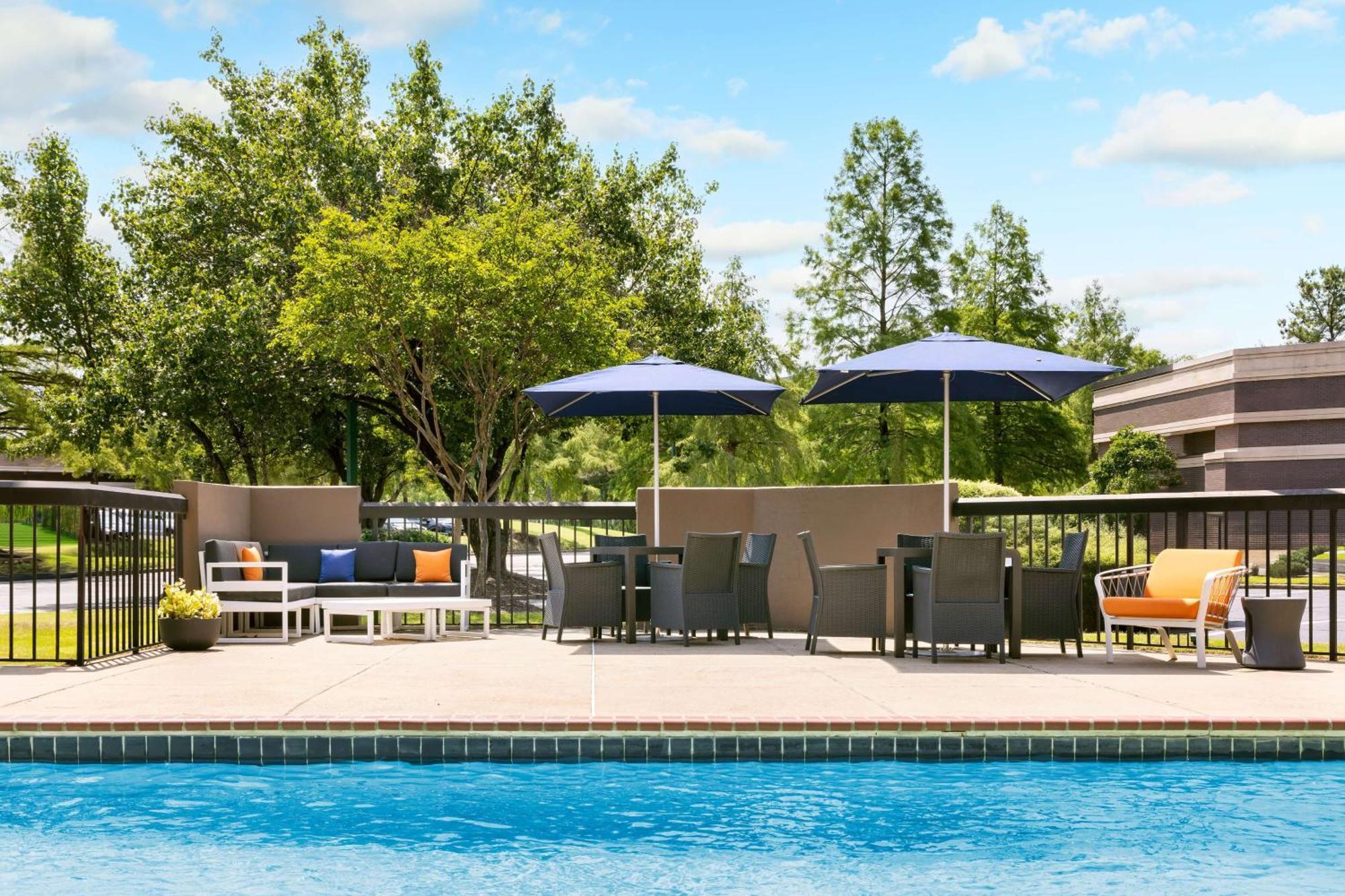 Hampton Inn Memphis-Walnut Grove/Baptist East Eksteriør billede