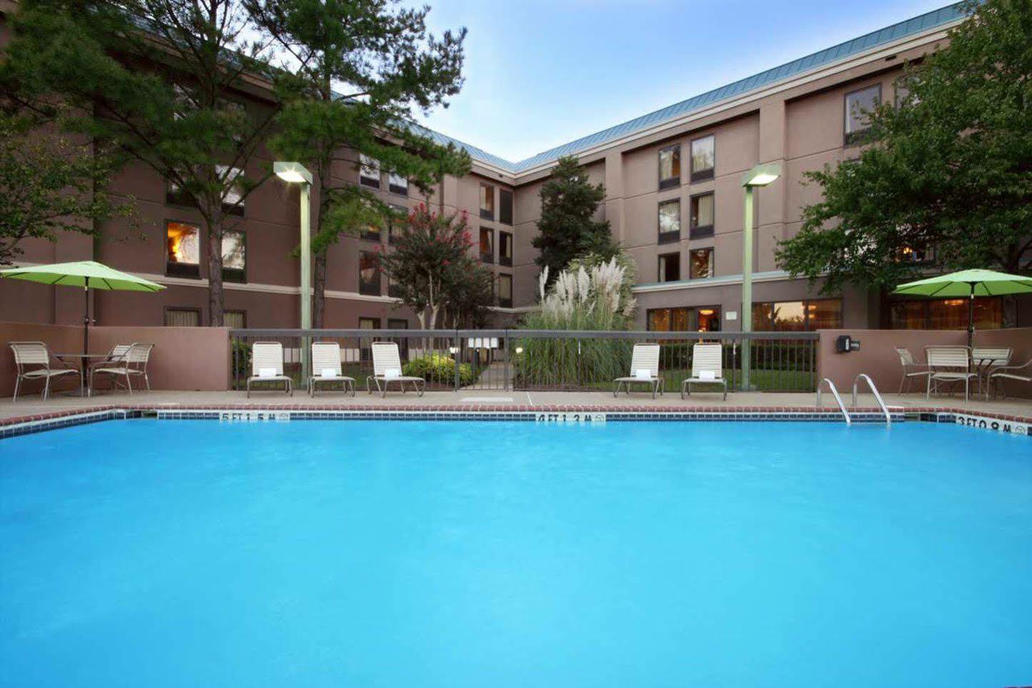 Hampton Inn Memphis-Walnut Grove/Baptist East Eksteriør billede